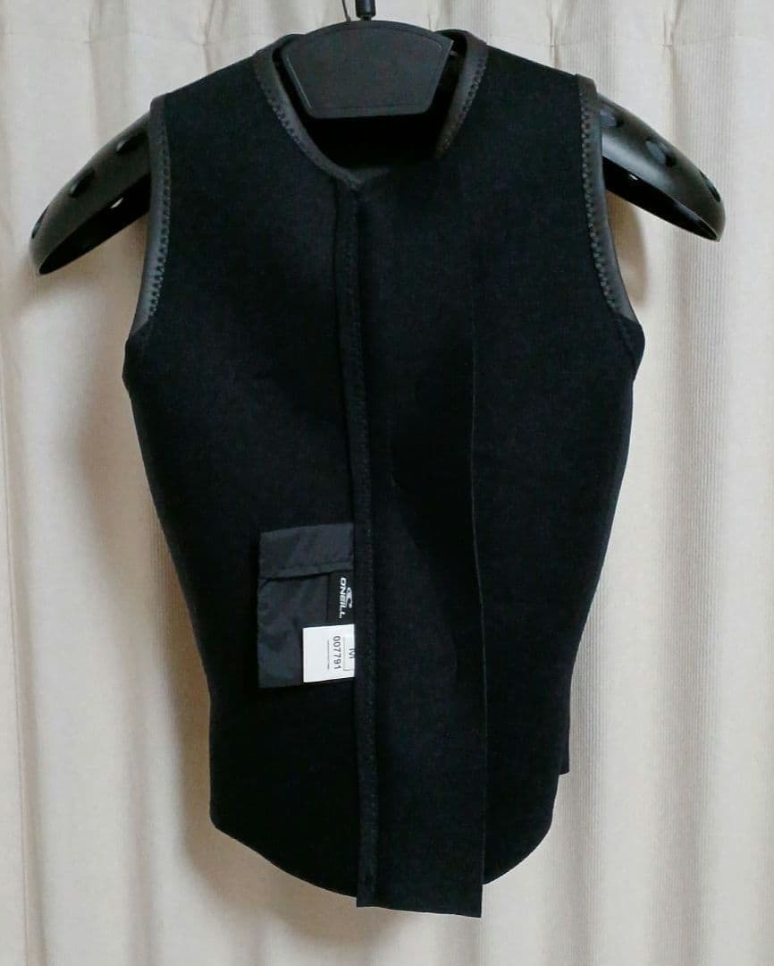 オニール　ウェットスーツ　ベスト　メンズ M サイズ　新品未使用