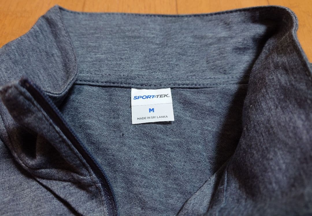 ◆STORM◆ ストーム プルオーバー Mサイズ（USサイズ）