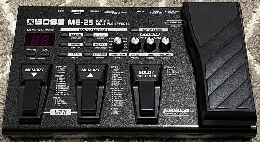 BOSS ME25ギターマルチエフェクター