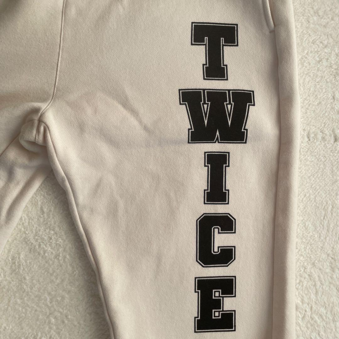 TWICE アメリカ公演グッズ　スエットズボン