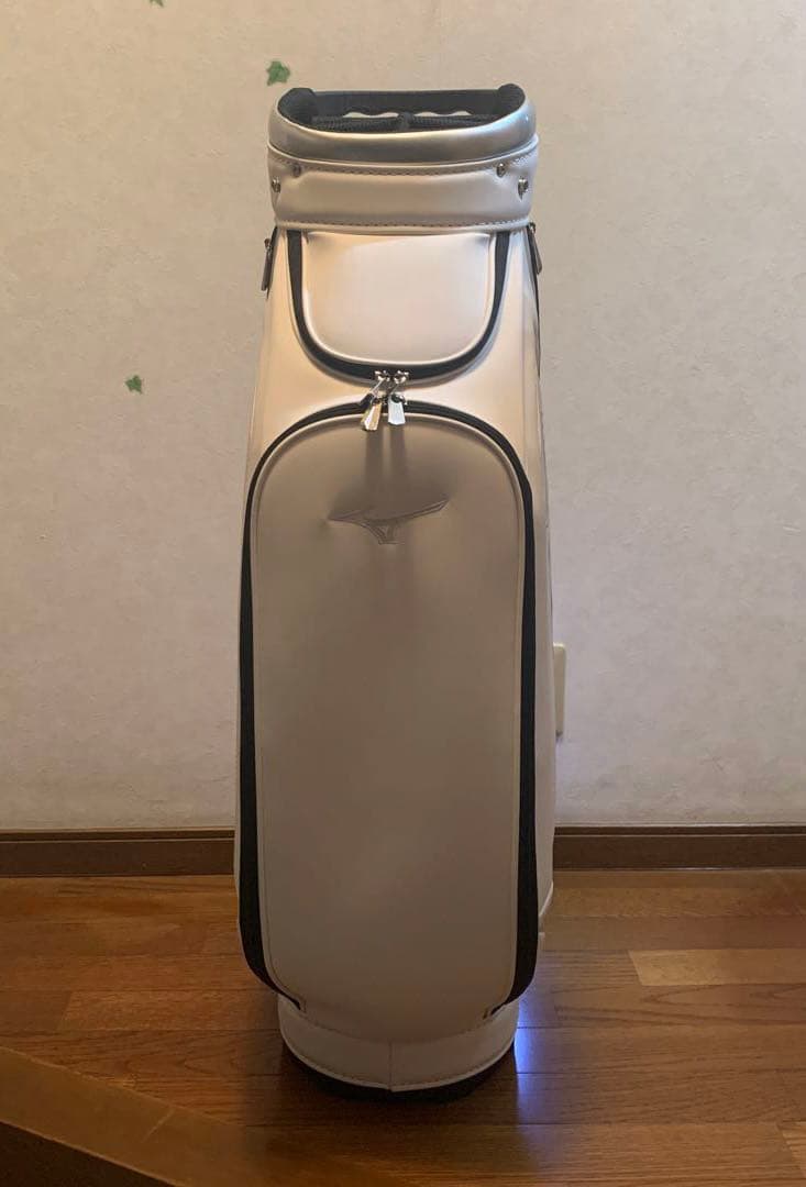 LEXUS ゴルフバッグ　キャディバッグ ホワイト　シルバー　1個