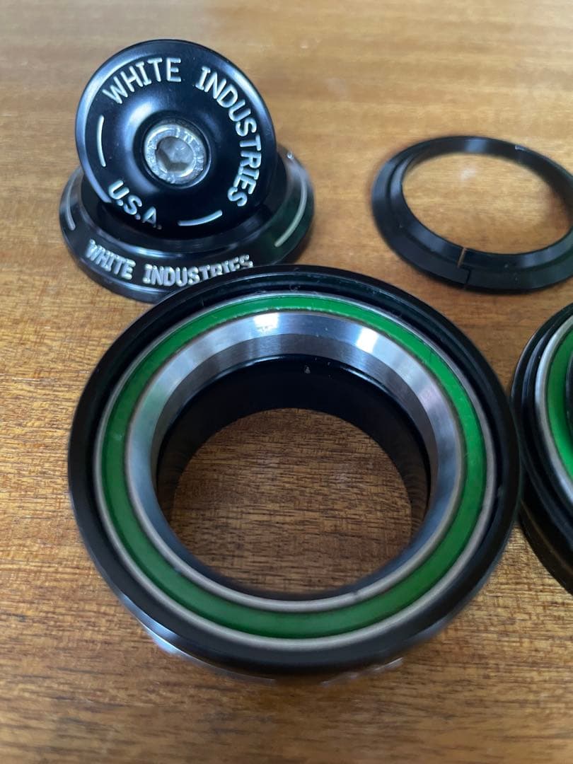 WHITE INDUSTRIES ヘッドセット ブラック 1-1/8