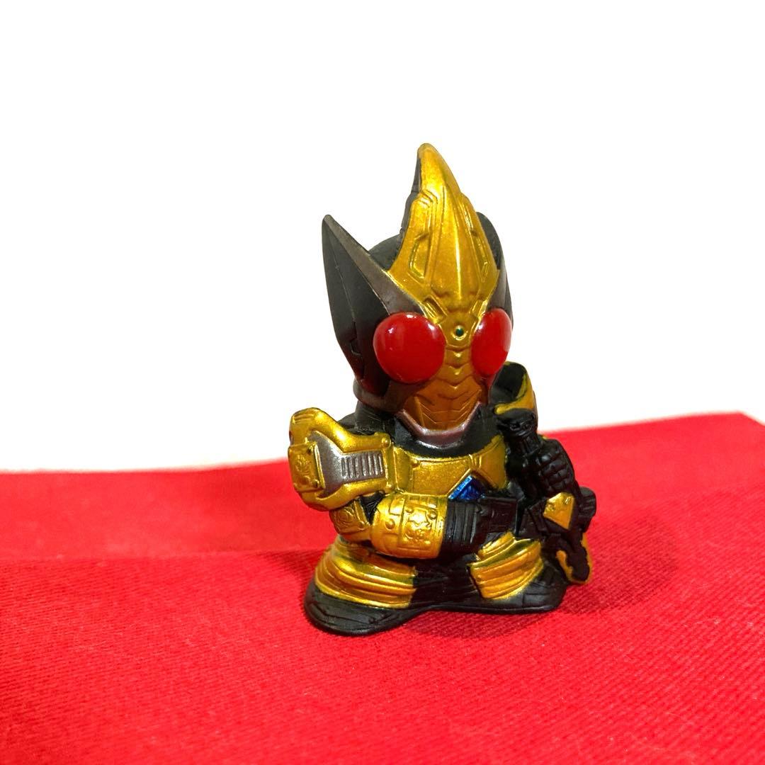 仮面ライダー剣 キングフォーム 剣崎一真 フィギュア 当時物 SHF 真骨彫 王