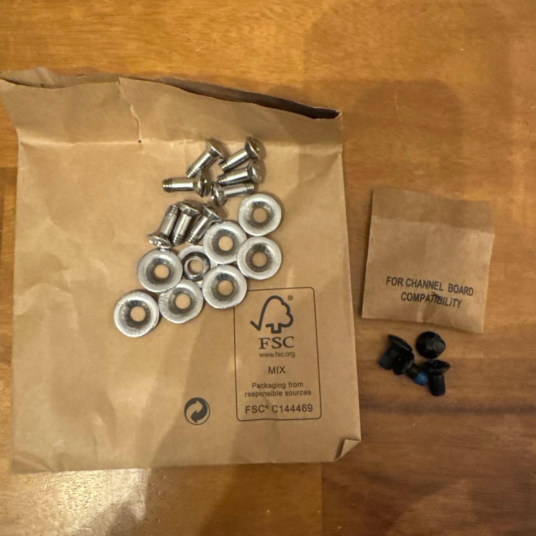 SALOMON DISTRICT ビンディング Mサイズ ブラック