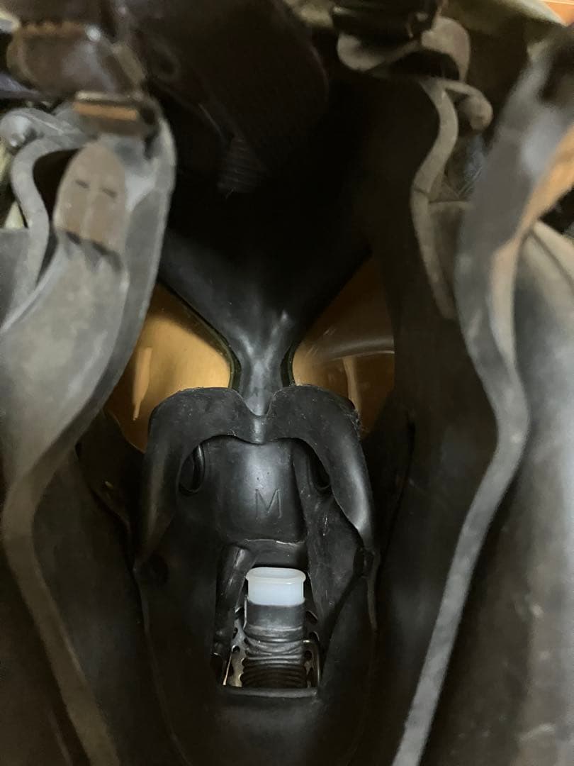 アメリカ軍 ガスマスク&専用ショルダーバッグ 米軍放出品