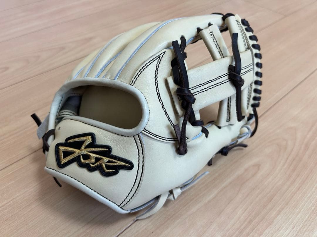 【新品未使用】エールストーリー　硬式内野用3B051 キップレザー