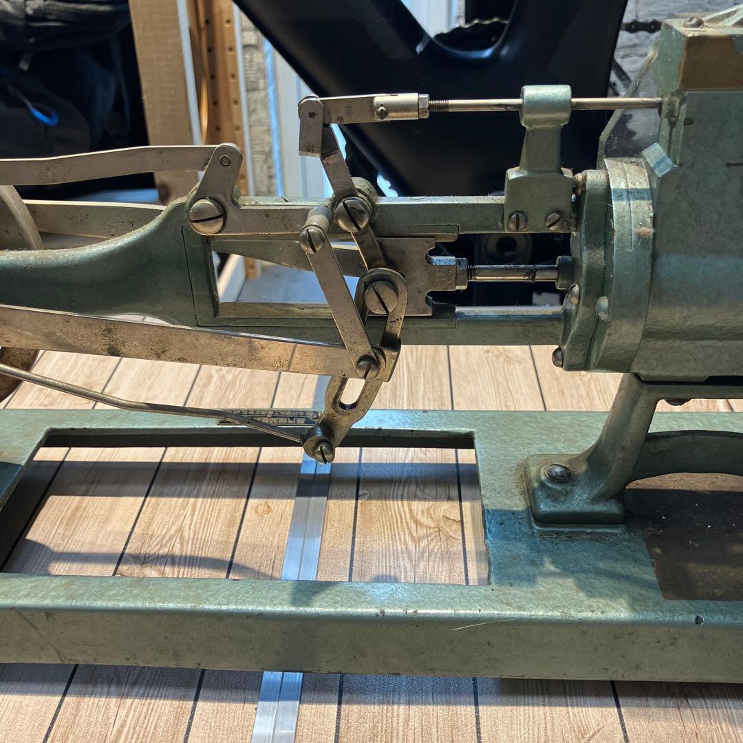 可動式 蒸気機関模型 レトロエンジン メカニカルモデル インダストリアル置物