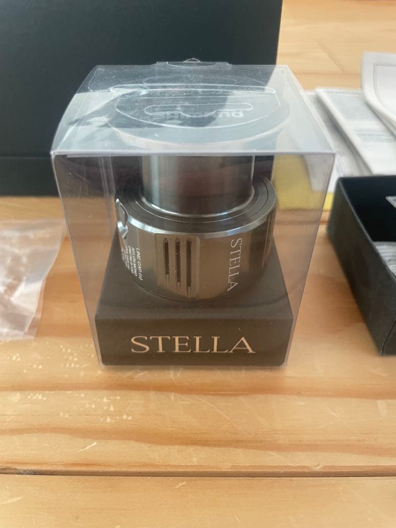 22ステラ　C3000XG ウッドノブ　替えスプール付き