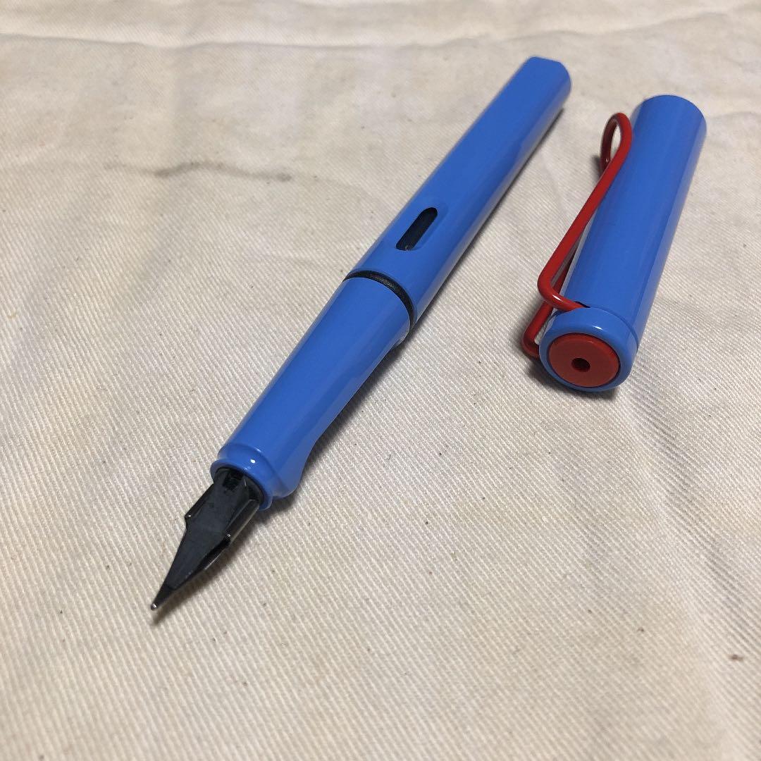 ラミー　サファリ　万年筆（Mニブ）　ロイヤルブルー