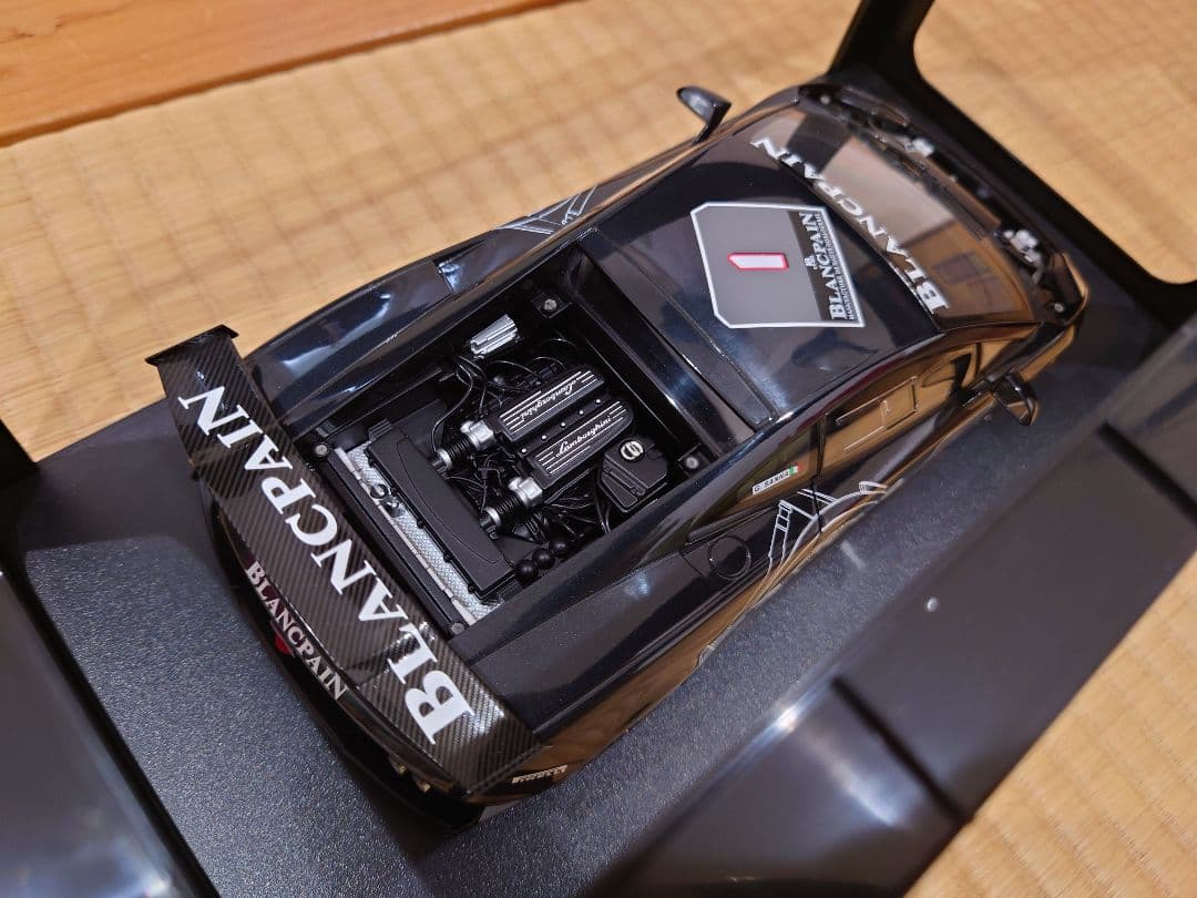 オートアート　ランボルギーニ　ガヤルド　LP560-4　BLANCPAIN