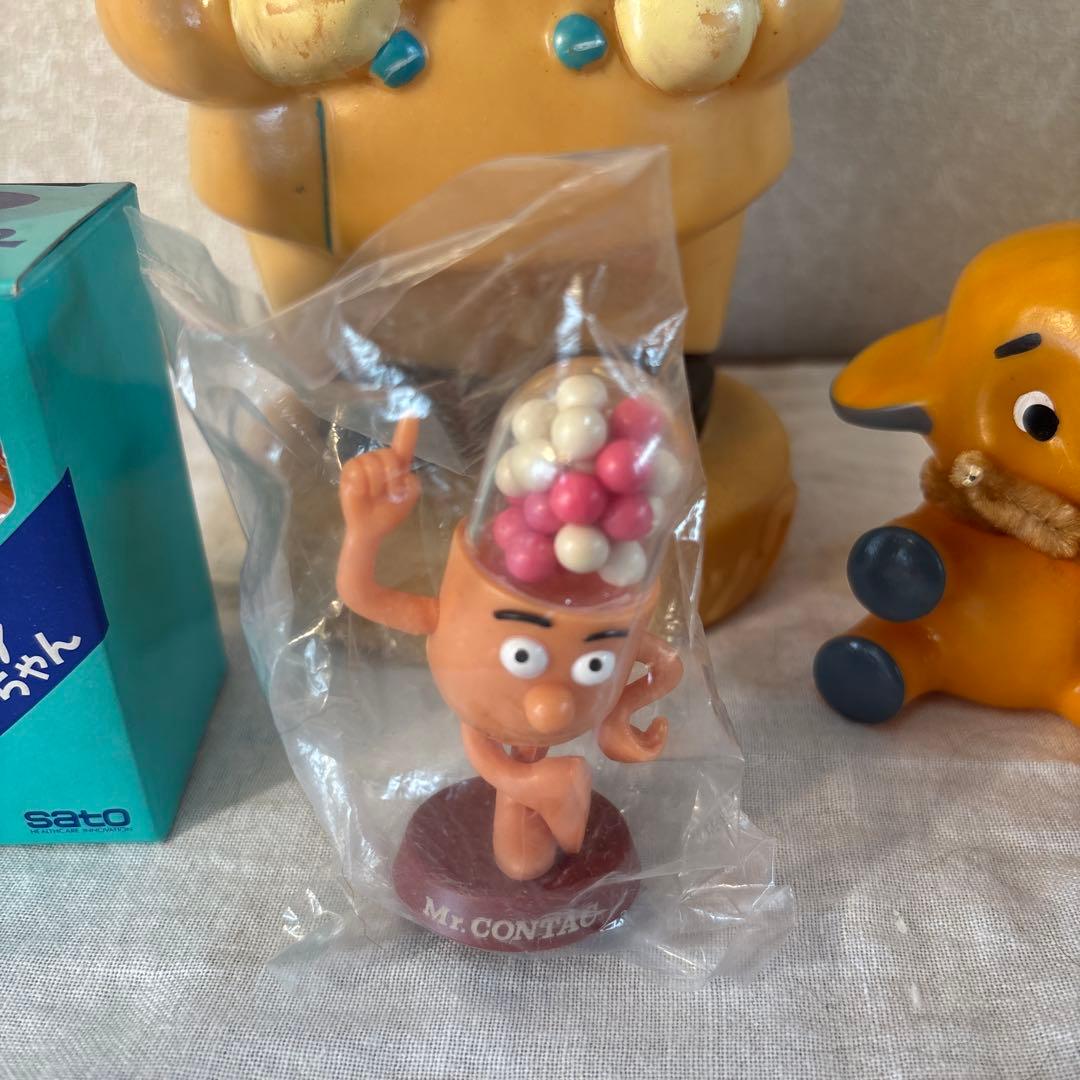 ケロちゃん大型フィギュア