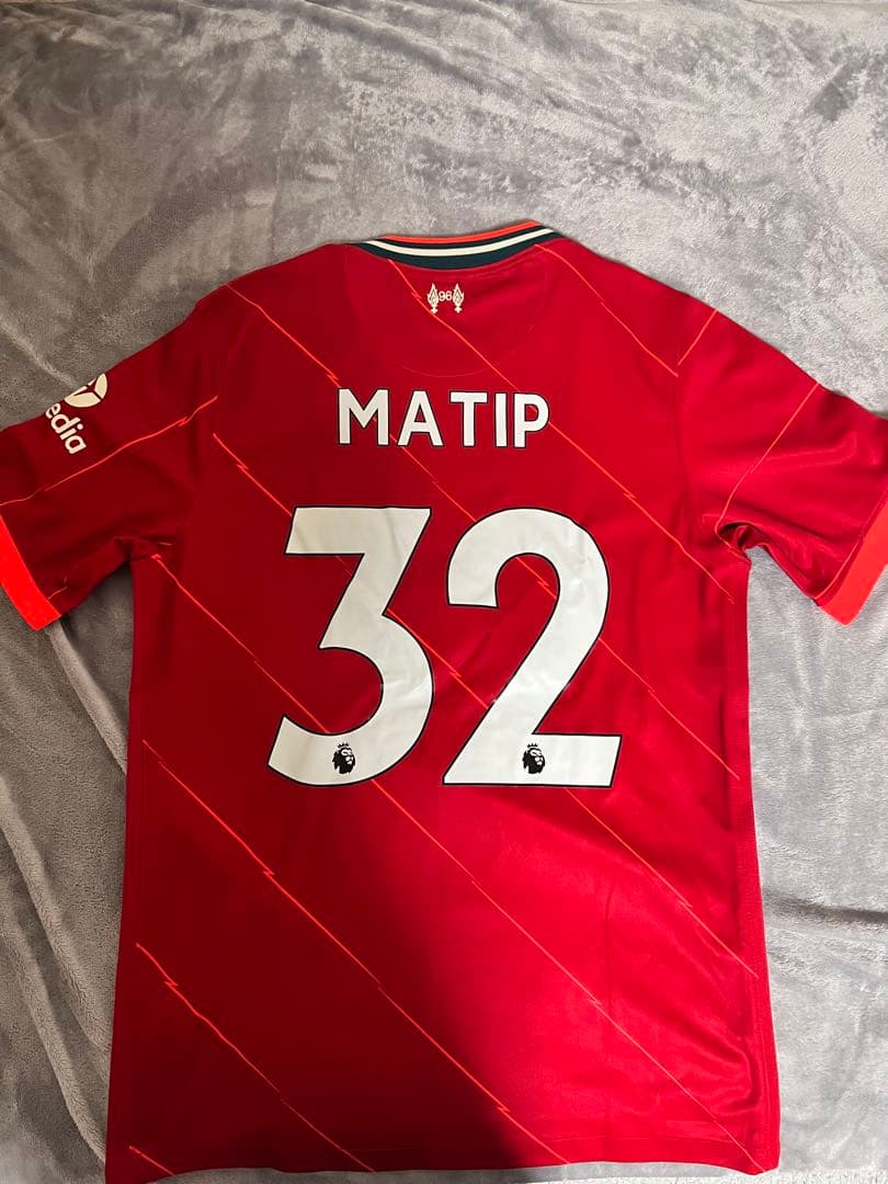 リバプール マティプ 32番 DRI-FIT シャツ