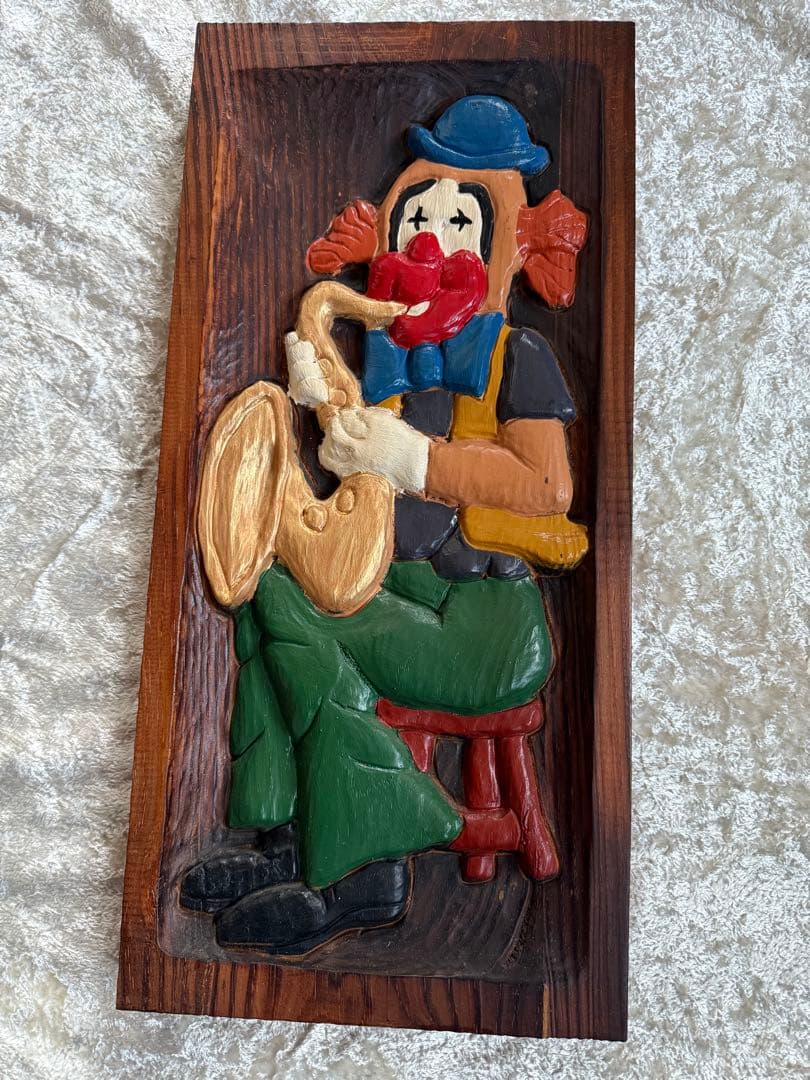 手彫り　木製クラウン彫刻 2点セット