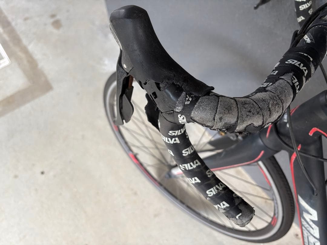 MERIDA ロードバイク ブラック/レッド SCULTURA 400 付属品多