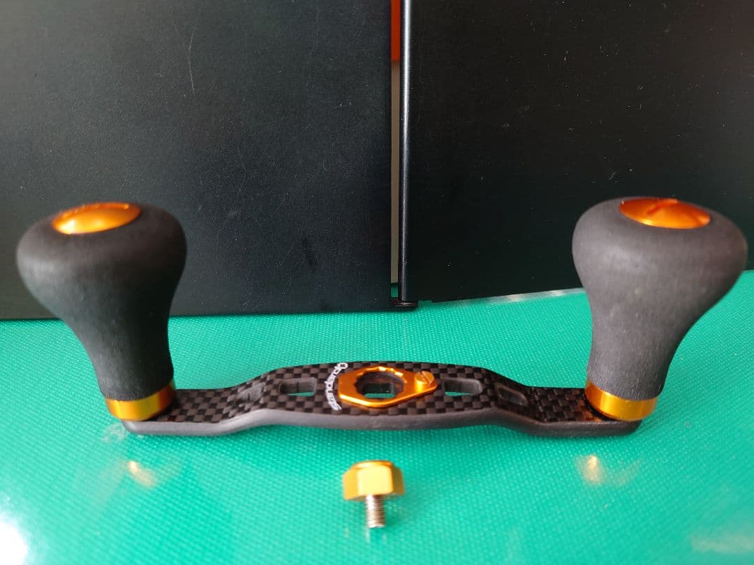 スタジオ コンポジットカーボンハンドルEVノブ(ダイワ用) 110mm✕50mm