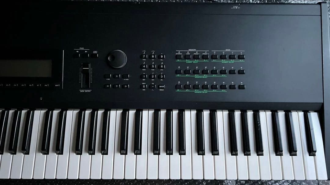 【最終値下げ!!】 ★希少★動作確認済みYamaha ヤマハ SY99 日本製