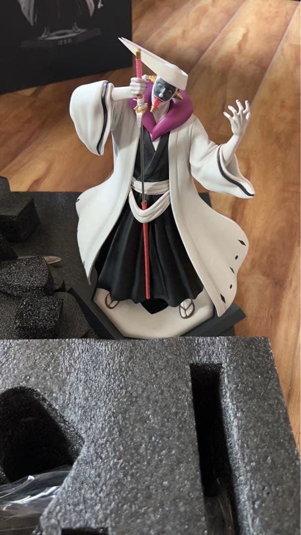 BLEACH 黒衣少年図 涅ネム ガレージキット スタチュー②