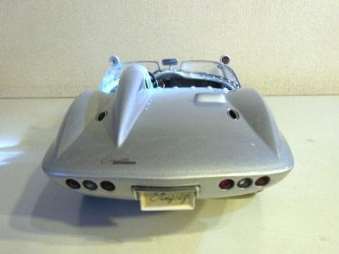 特価 AUTOart (1/18) コルベット Stingray Racer③