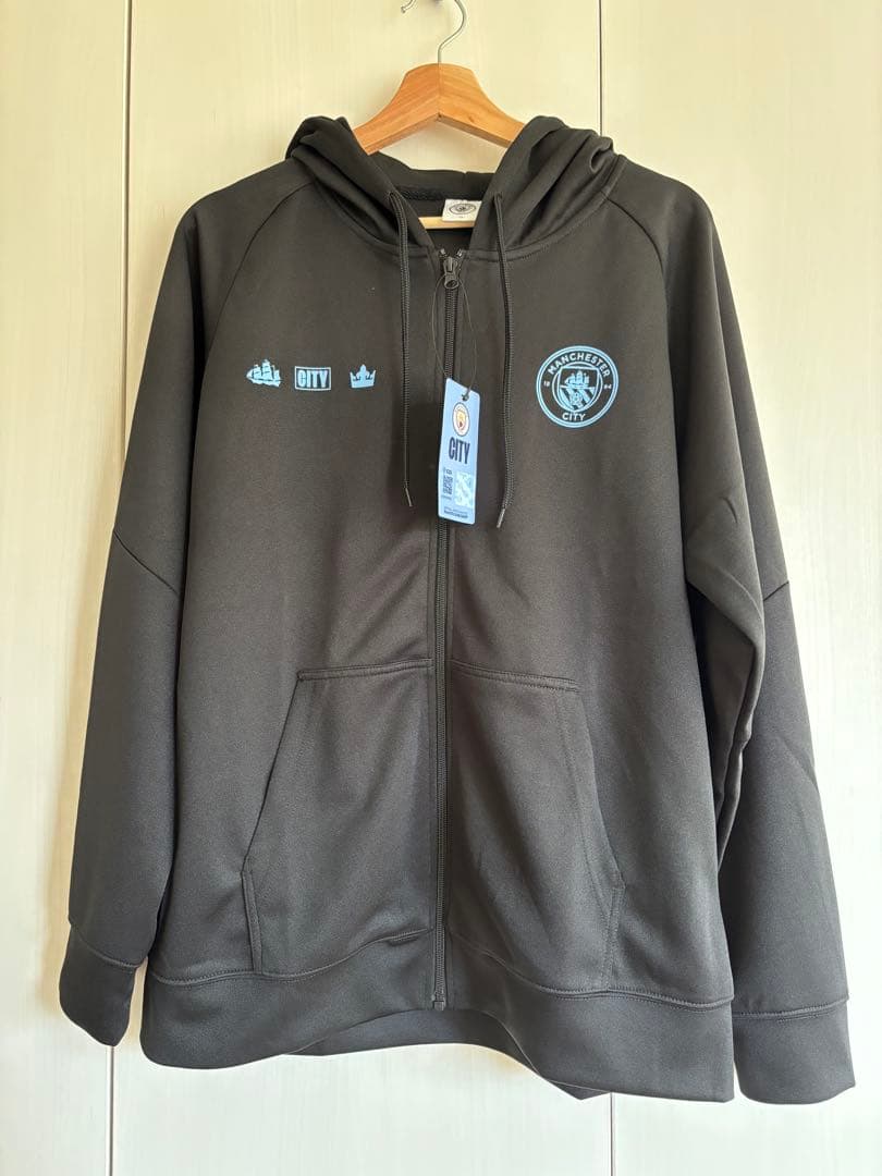 ［新品未使用］マンチェスターシティ公式　2025フルジップパーカー×パンツセット