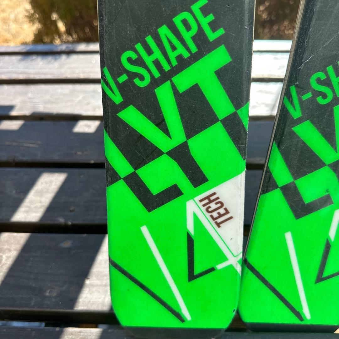 サファイア　HEAD 156cm LYT TECH V4 V SHAPE