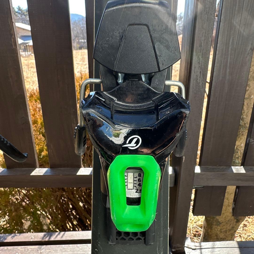 サファイア　HEAD 156cm LYT TECH V4 V SHAPE