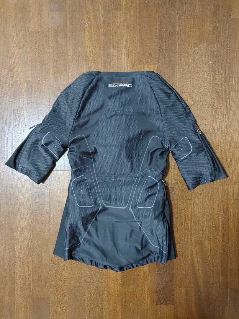 ☆超美品☆　SIXPAD EMS トレーニングウェア ブラック