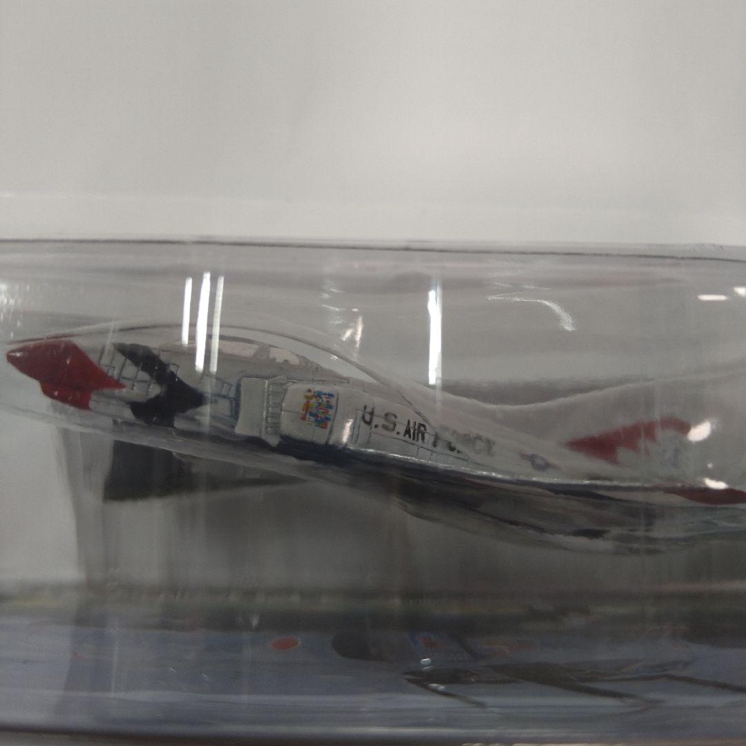 ワールドウイングスミュージアム F-4 ファントムⅡ　タカラ　1/200