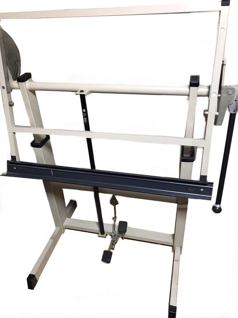 【送料込】製図台　製図版　ドラフター　コクヨKOKUYO 天板マグネットタイプ