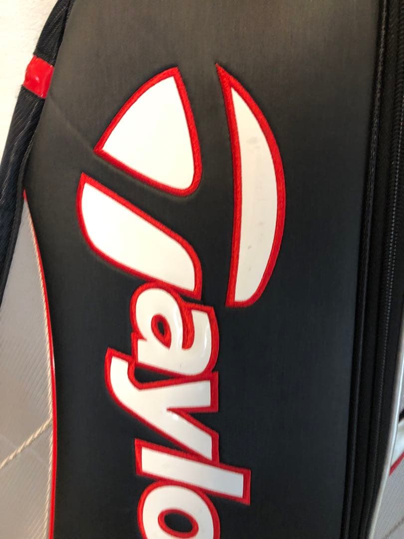 【送料込み】大人気　テーラーメイド トゥルーライト キャディバッグ ブラック