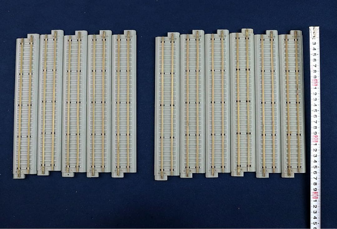 5070■KTM HO(16番) 貨物列車8両＋レール27本 セット