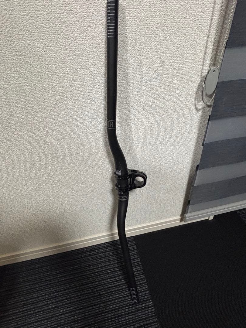 DMR Bikes ハンドルバー 800mm ブラック