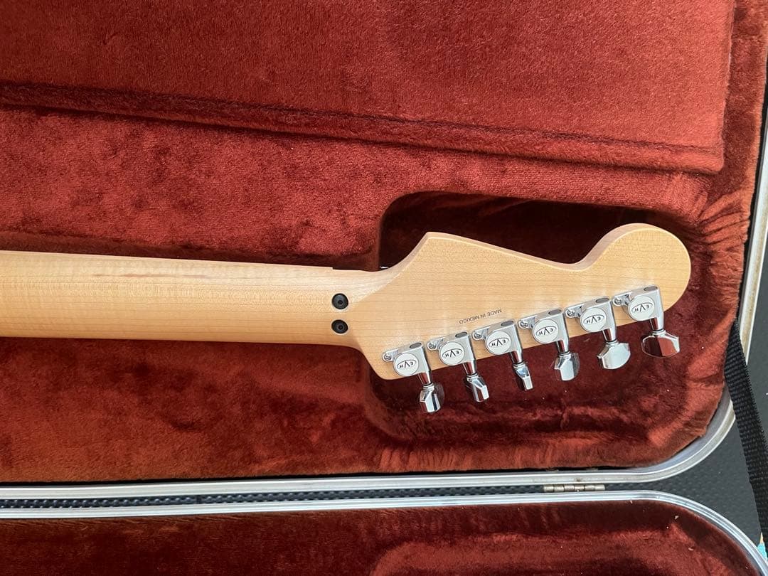 ギター EVH Striped Red with Black Stripe