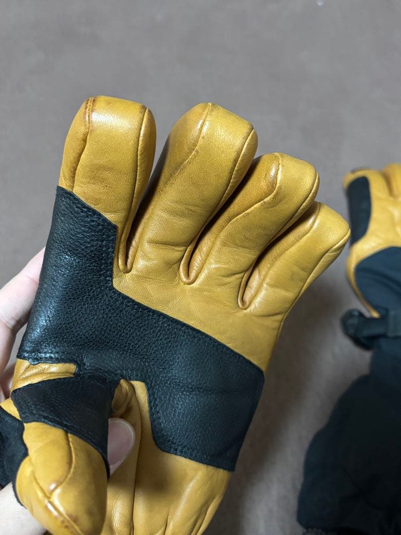 Burton akエクスペディション GORE-TEX グローブ　ヒッチハイクL