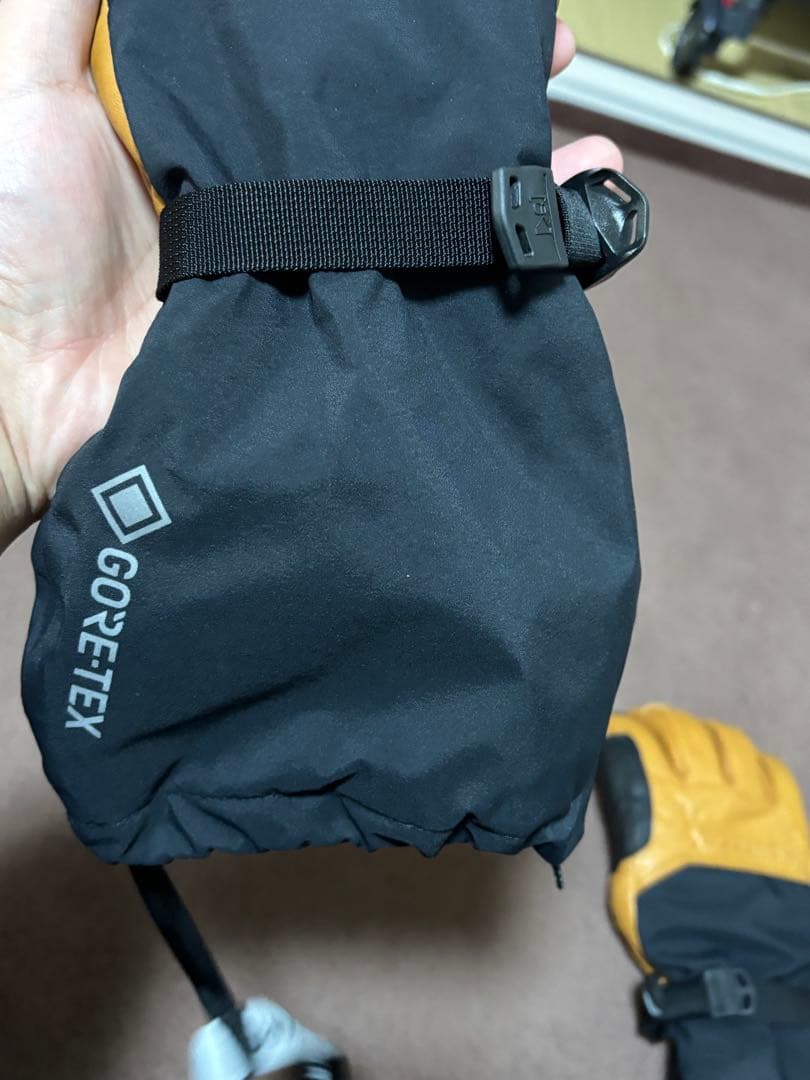 Burton akエクスペディション GORE-TEX グローブ　ヒッチハイクL