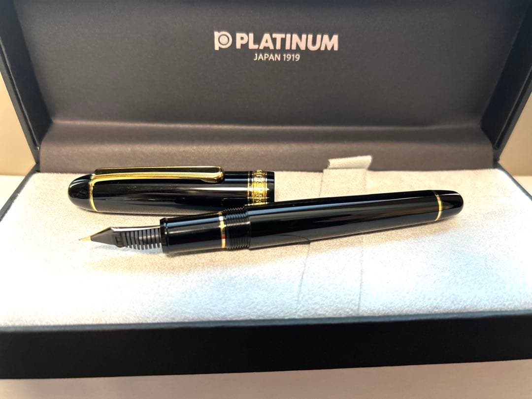 プラチナ センチュリー3776 黒 万年筆 F