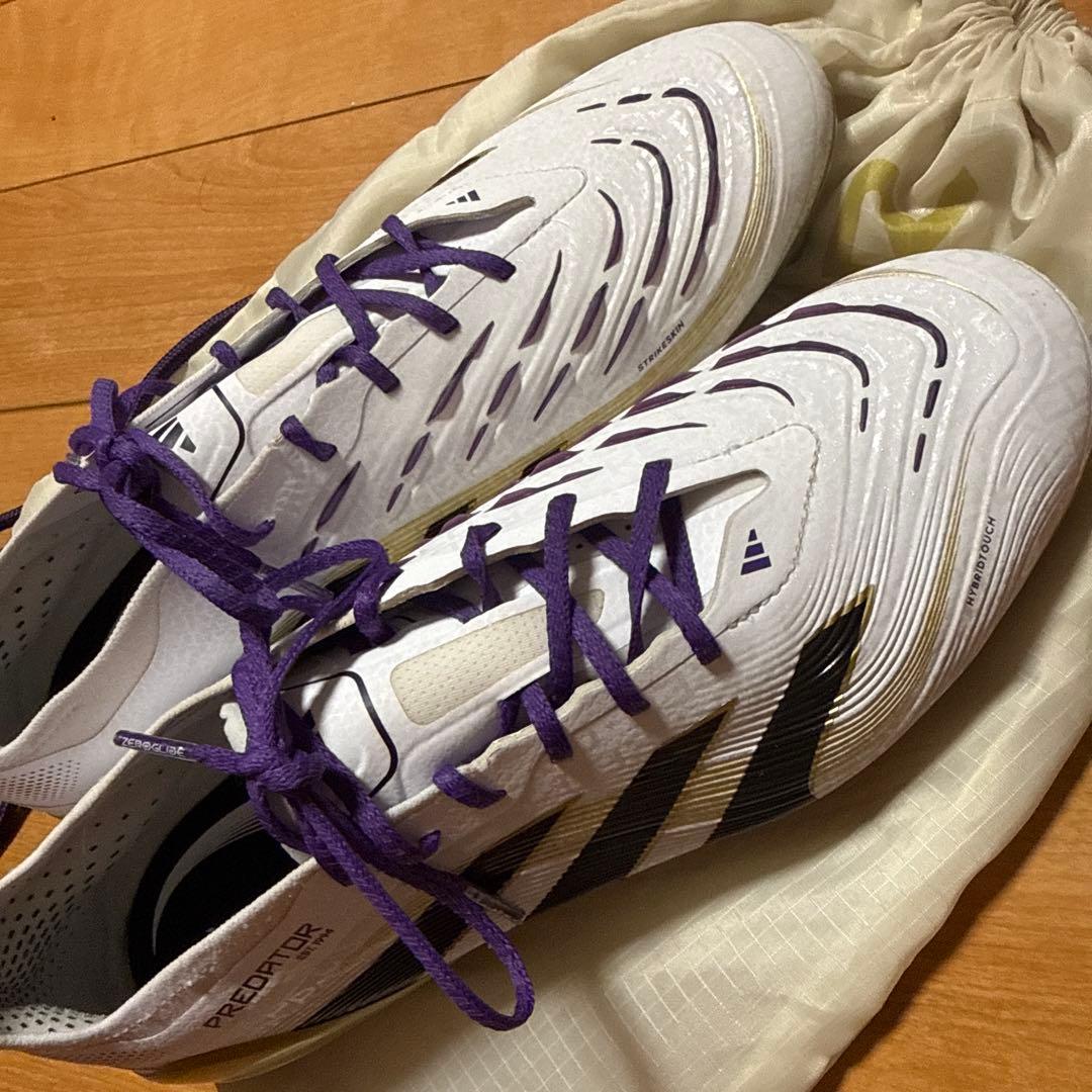 adidas Predator サッカーシューズ FG ホワイト/パープル
