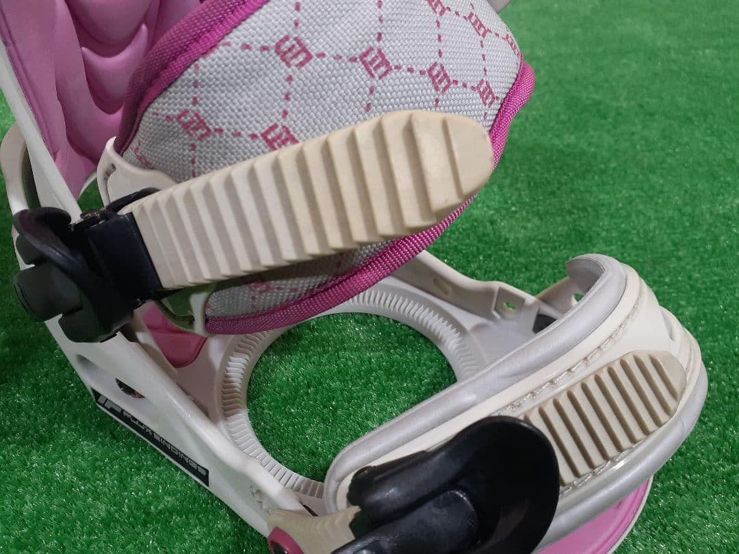 レディーススノーボード2点セット ボードSUBTLE×ビンディングFLUX