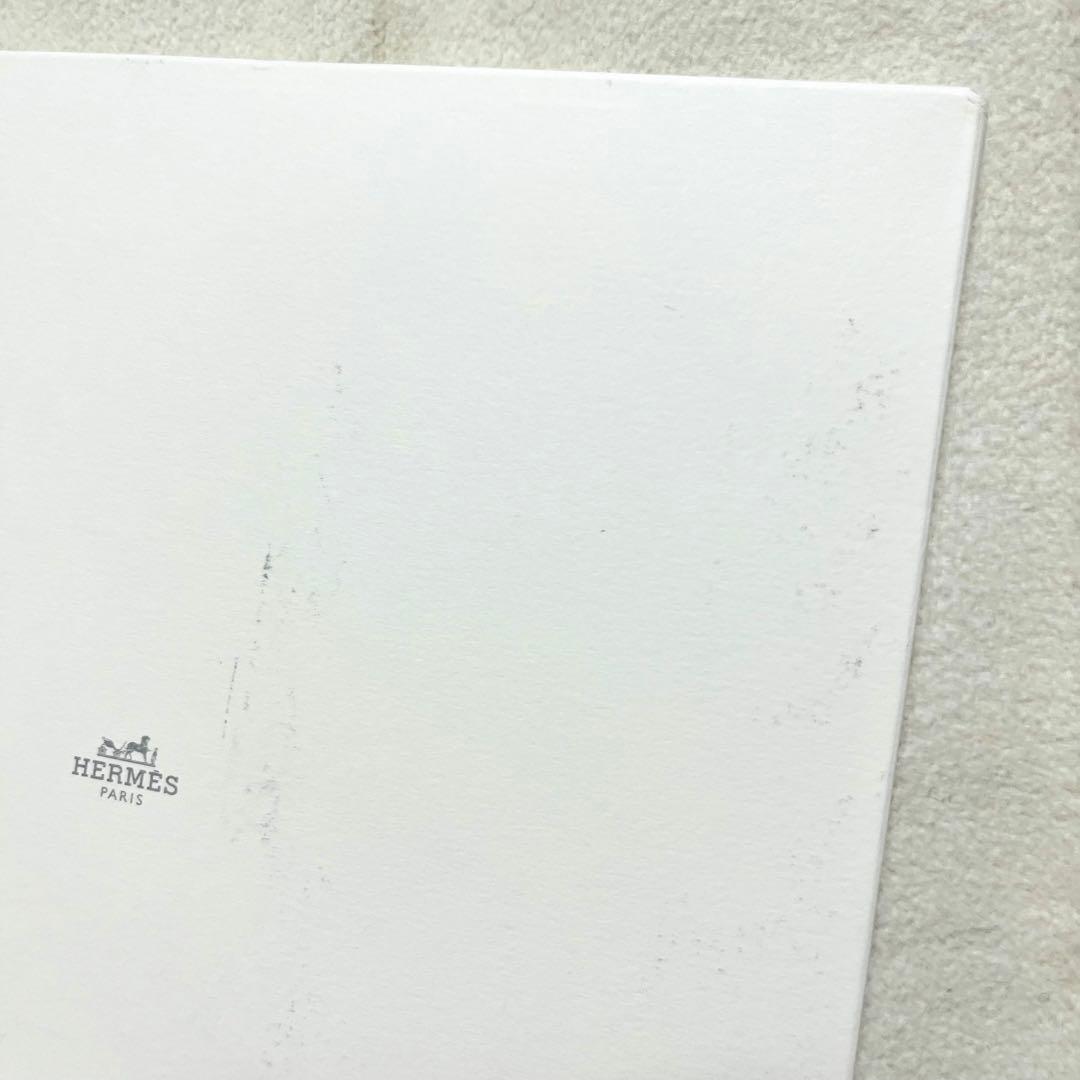 エルメス　紙製のパズル　タングラム　イヤーズギフト　ホリデー　カレデザイン