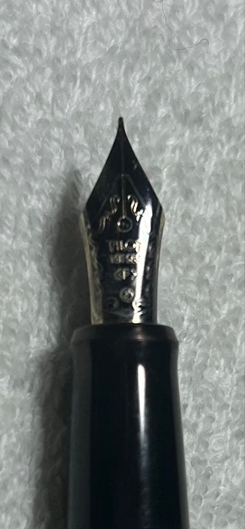 Pilot 万年筆　　廃版Custom カスタム 67 黒軸 14k 585