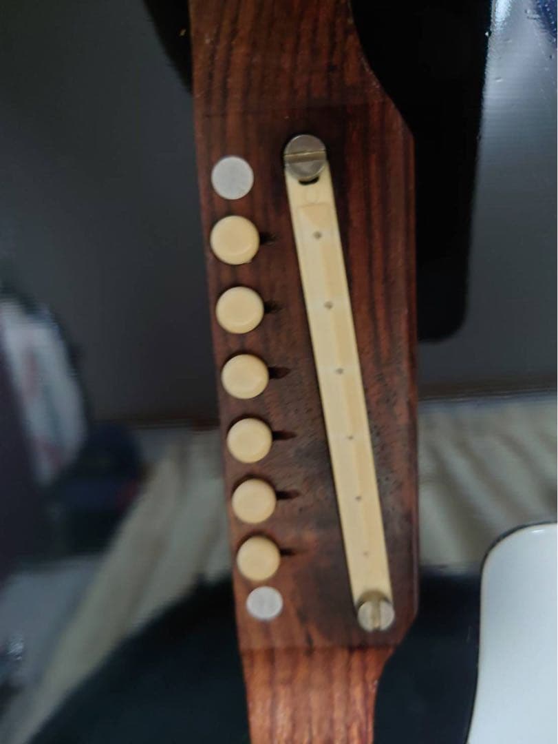 ギブソン社製アコースティックギター