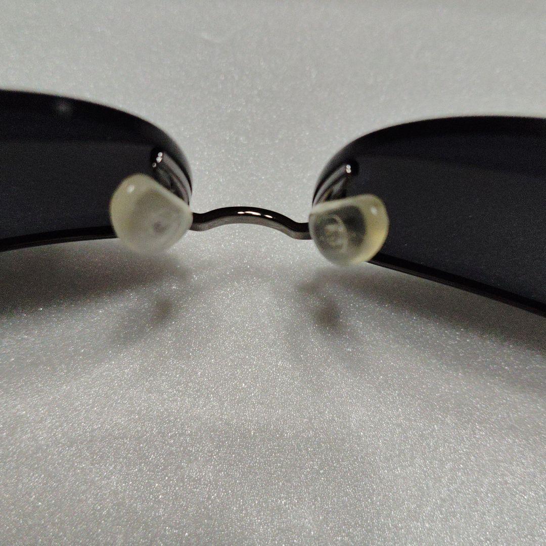 チバユウスケ　サングラス　①