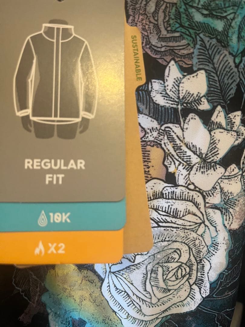 o*3様 【未使用品】ROXY スノーボードウェア　スキーウェア上のみ　ウエアー