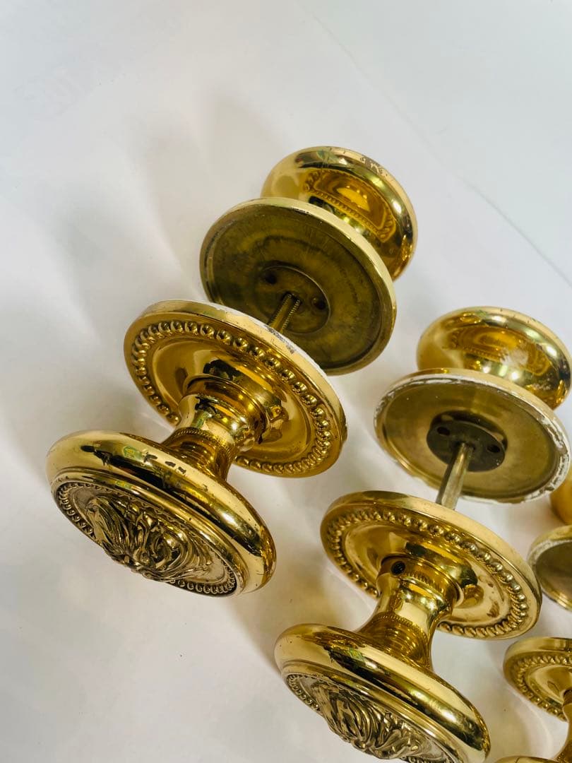 【レア品】アンティーク品　真鍮製ドアノブ　クラシックデザイン　現状品　インテリア