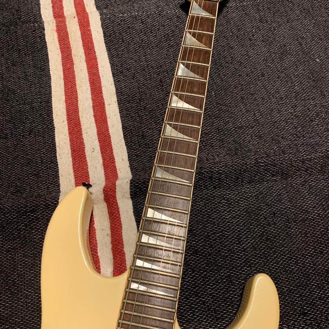 1986年Charvel JACKSONシャーベルMODEL6 ケーラートレモノ