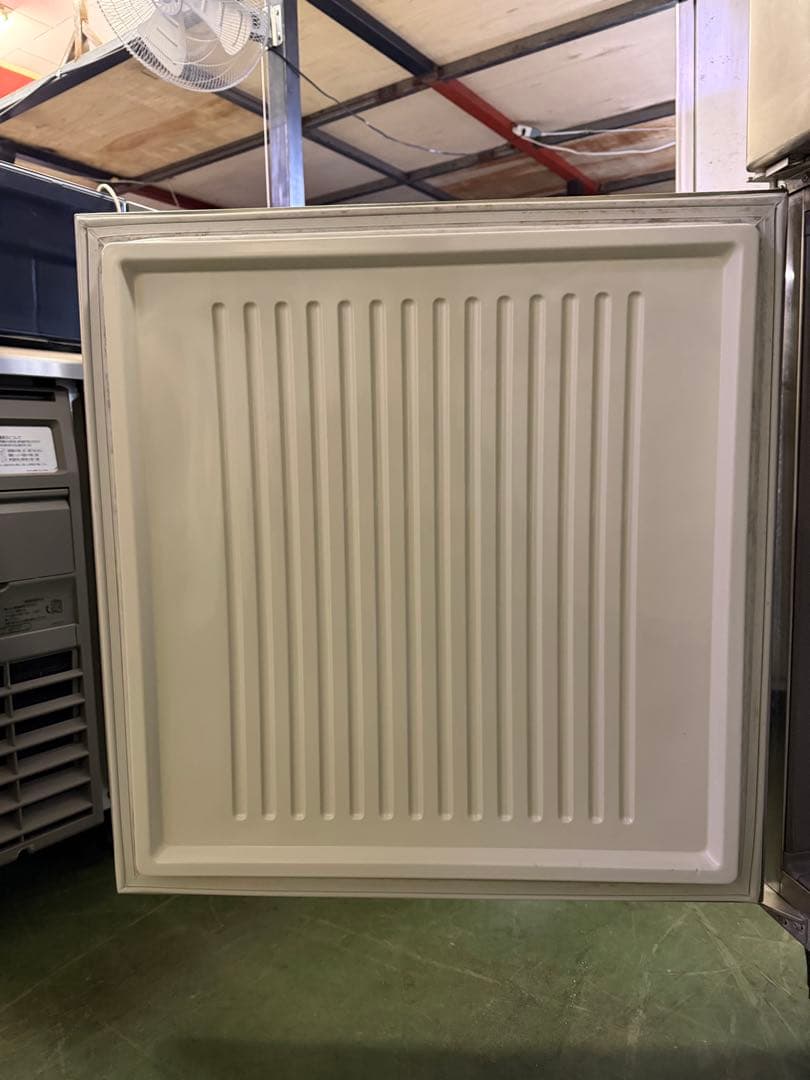 2018年 フクシマ縦型冷凍庫 1490x650x1950 3相200V