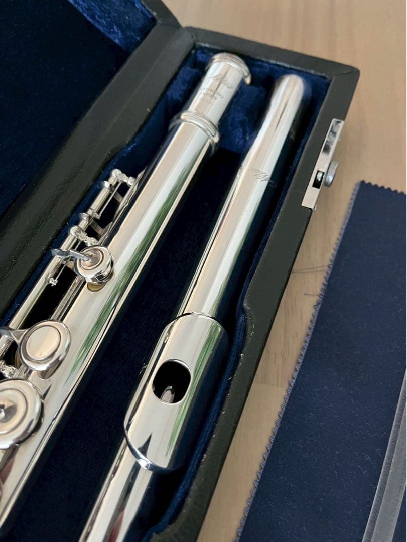 Altus fluteアルタス フルートTSモデル(総銀製)