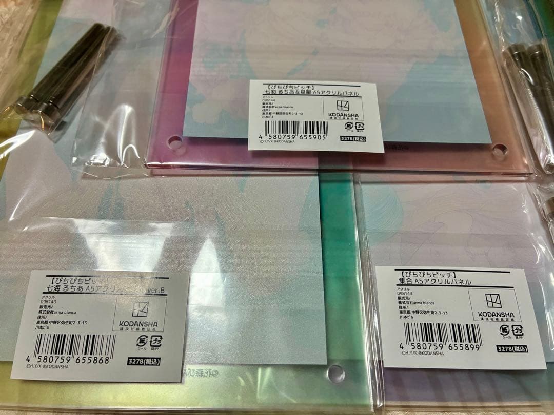 ぴちぴちピッチ A5 アクリルパネル アクリルスタンド アクスタ まとめ売り