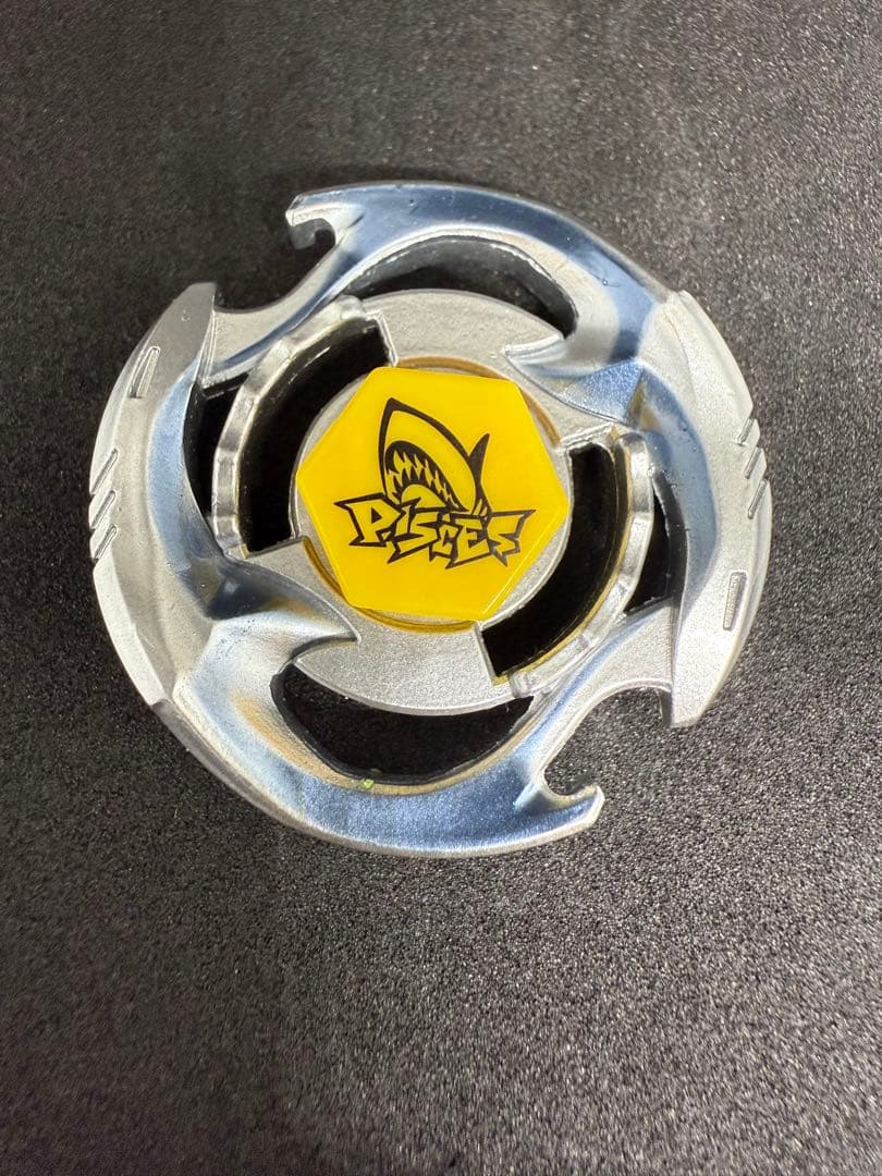 ⭐︎希少品⭐︎ メタルファイトベイブレード　レジェンドパイシーズ