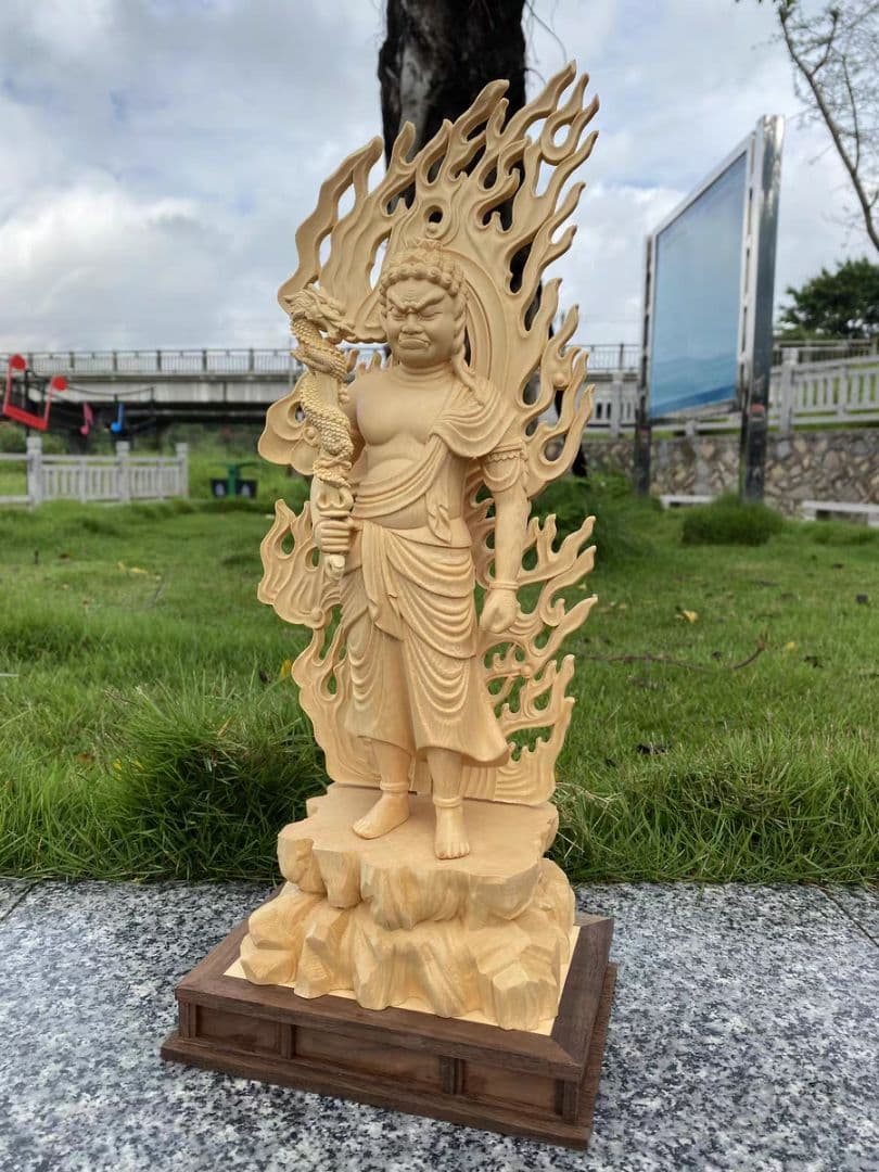 【修縁堂】仏像立像 一刀彫り 仏師彫り 手作り 木彫り細密彫刻 不動明王像