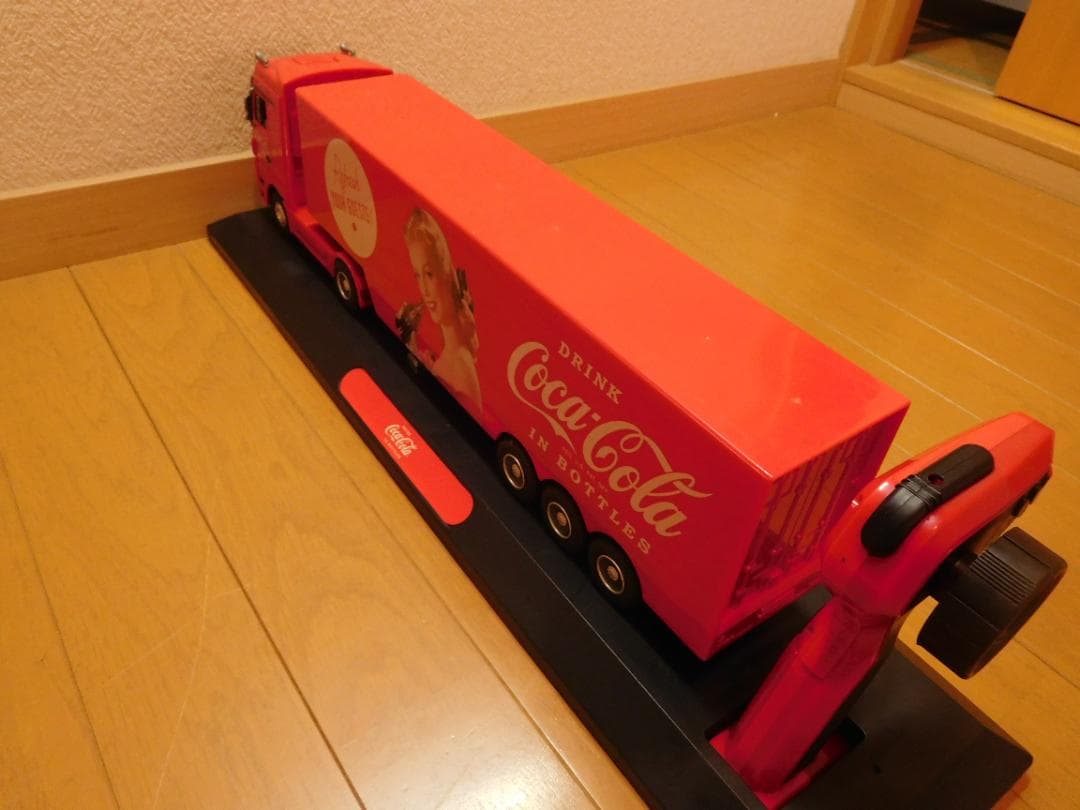 コカ・コーラ トレーラー ハンドル型ラジコン